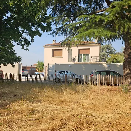 Privat bolig Belle 6 Tres Proche Metro Mermoz *